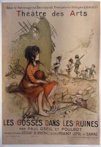Affiche de Poulbot pour une pièce de théâtre. Des enfants jouent dans les ruines de l'après-guerre, évoquant le trauma et la résilience. 1920