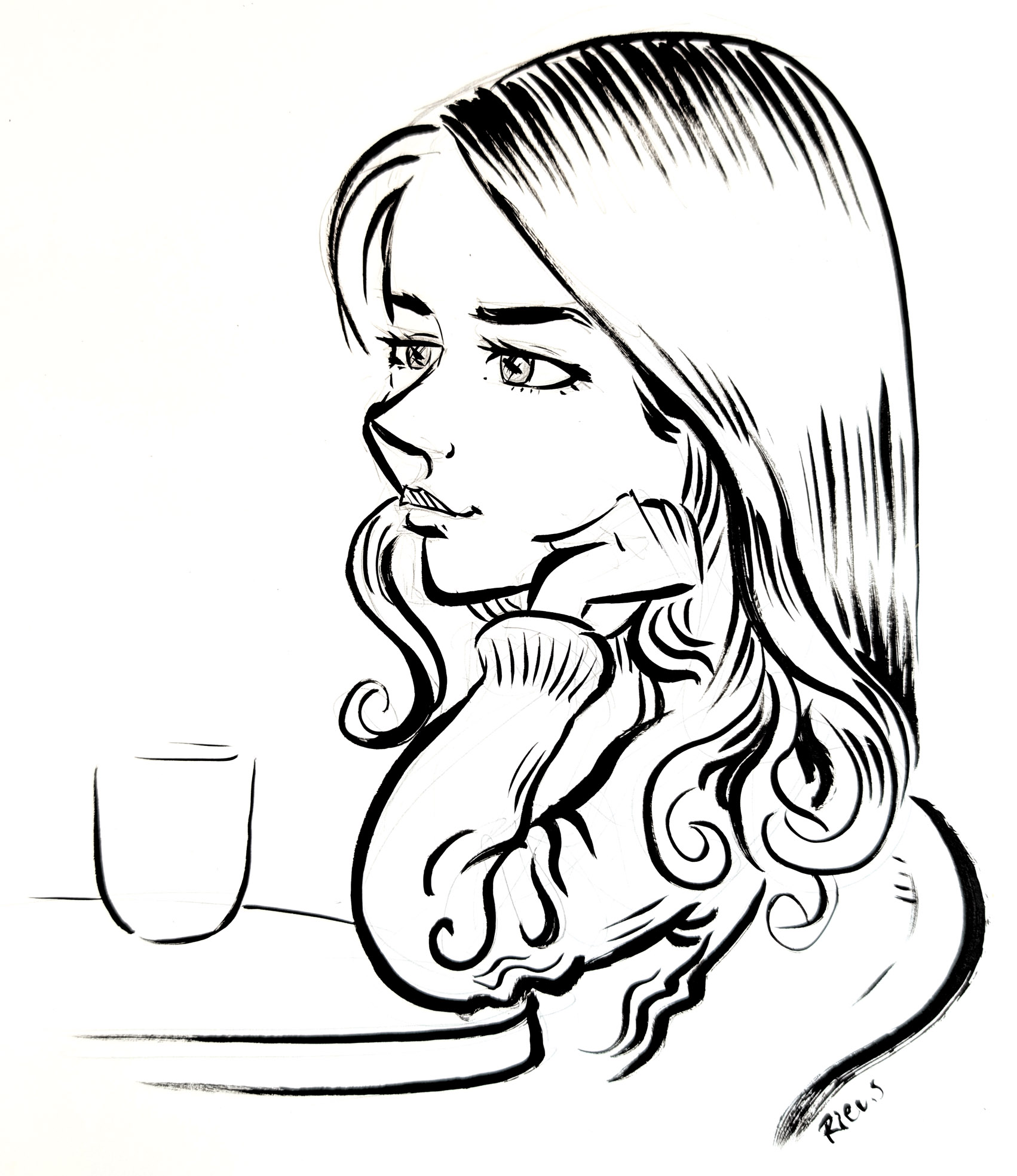 Portrait féminin à l’encre de Chine : chevelure ondulée et attitude au café, par Sébastien Rieu